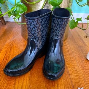 Michael Kors Rainboots - cute and practical.